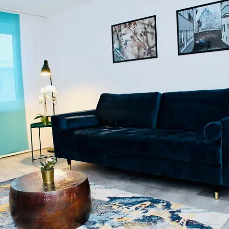 Frevor - Design L - I Apartment *